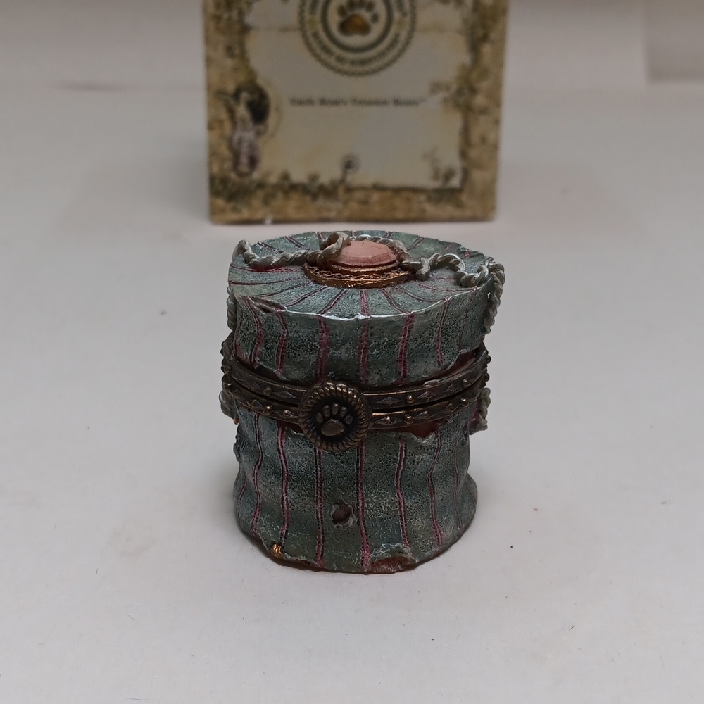 "Chanel's Hat Box with Narcissus McNibble Treasure Box